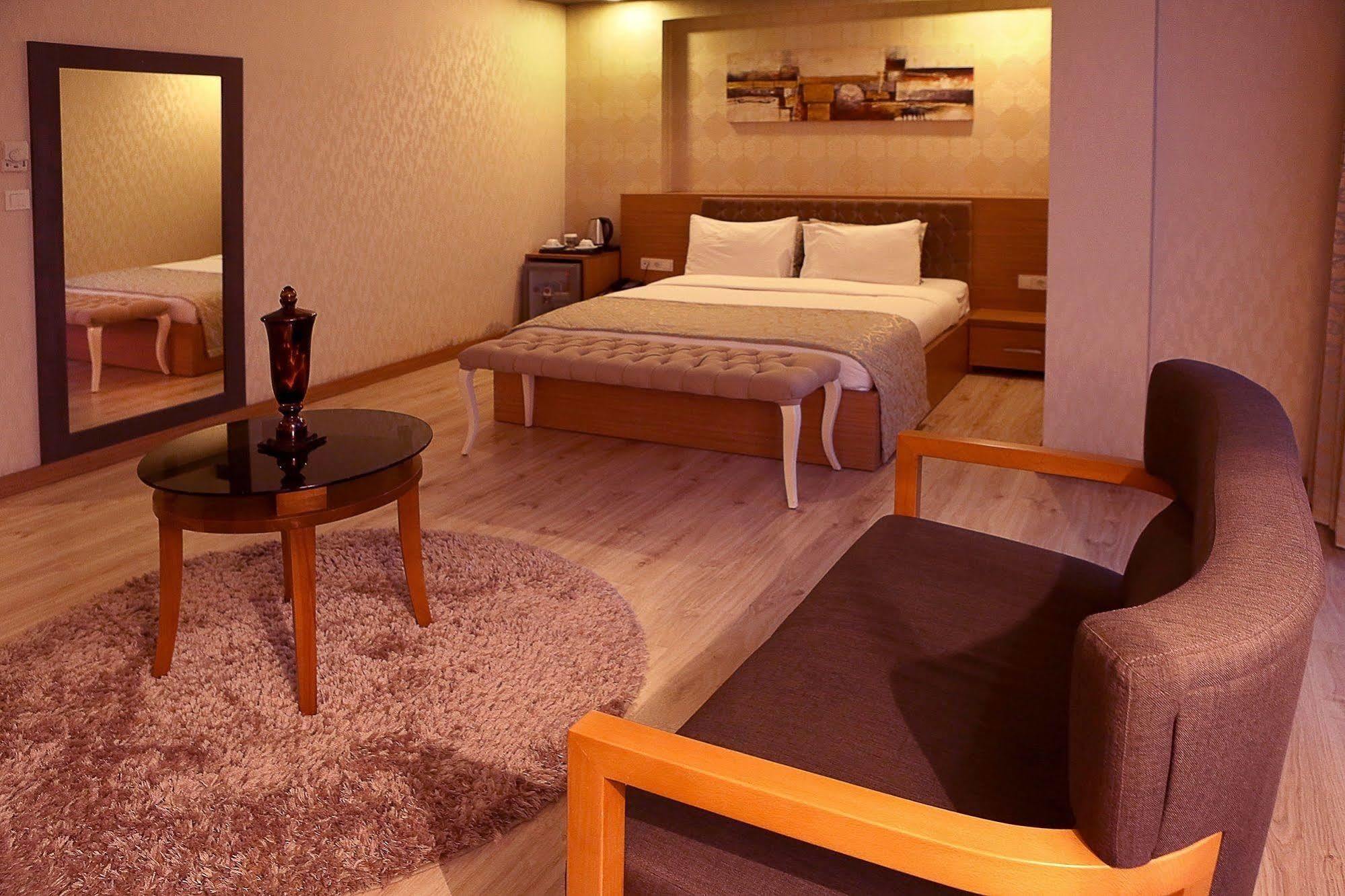 Imperial Park Hotel Izmit Exteriér fotografie