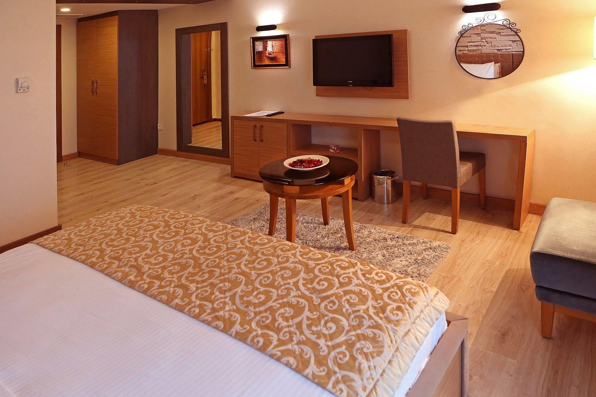 Imperial Park Hotel Izmit Exteriér fotografie